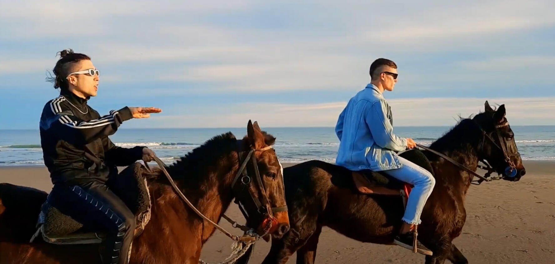 Wild Fab Fam • &quot;Floto por Aqui&quot;